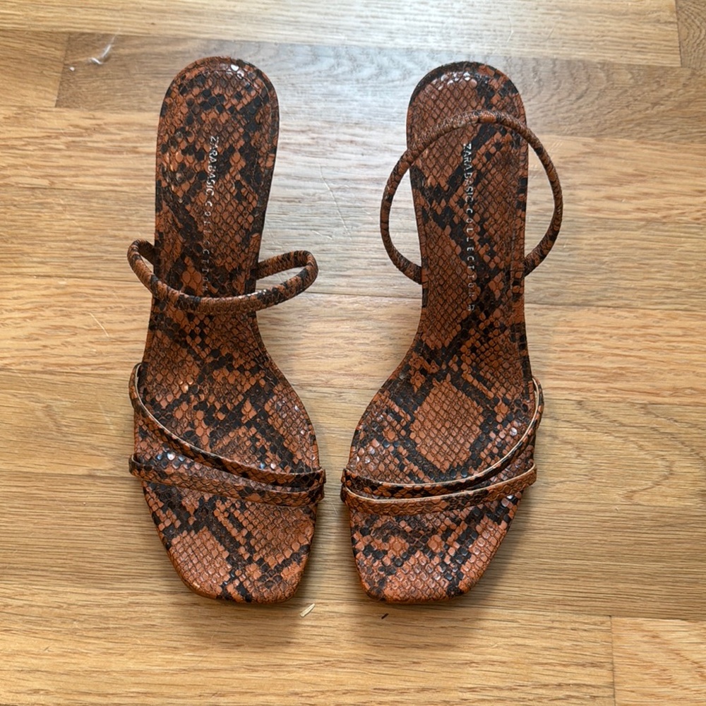 Zara Black and Brown Heels with Snakeskin Pattern